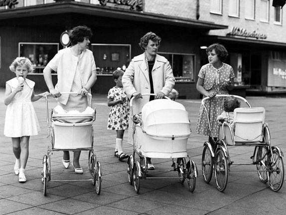 Kinderwagenparade in Hoorn